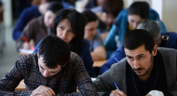 Инфаркт или деньги: изменит ли РФ и Таджикистан миграция в новом десятилетии