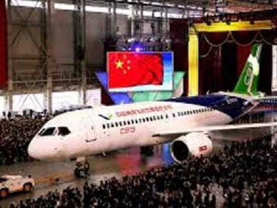 Китайский авиалайнер C919 успешно прошел оценку экспертной комиссии