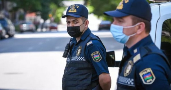 Три человека ранены в результате перестрелки в центре Баку