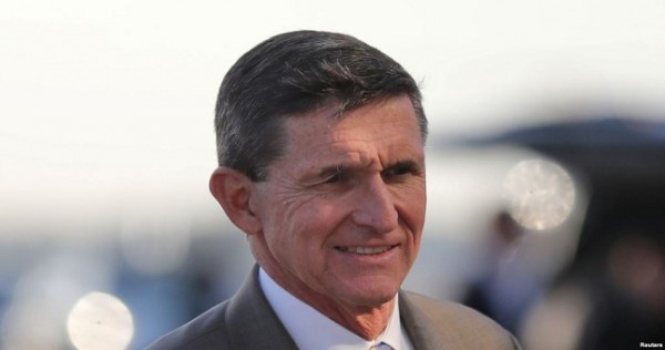 Разговор с российским послом стоил должности советнику президента Трампа Майклу Флинну
