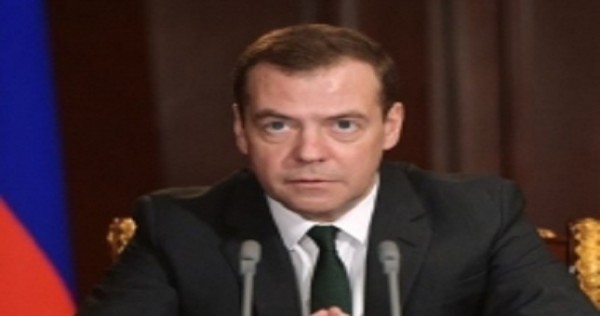 Медведев предупредил о возможности постоянной или "мировой войны"