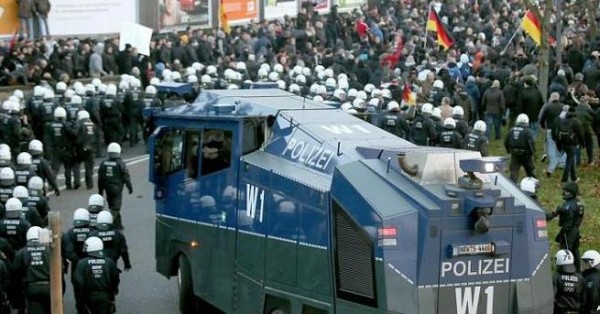 Антиисламские демонстрации прошли более чем в 10 странах
