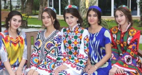 “Женщина” - звучит гордо. Как в Таджикистане поощряется развитие талантов и навыков женщин