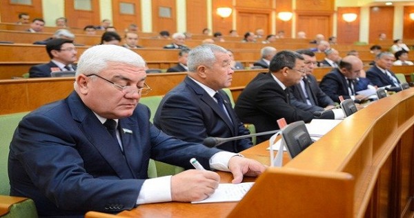 В Узбекистане взялись за блоггеров.