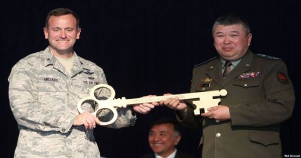 США покидают Манас