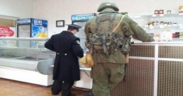 Кто бросил Крым в объятия России?