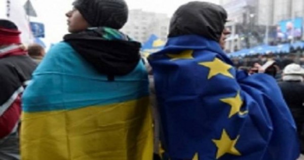 ЕС готов предоставить Киеву 20 млрд евро на проведение реформ, а Тимошенко отказалась от премьерства