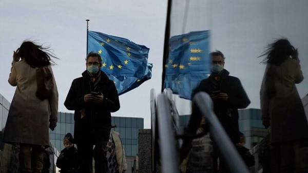Смягчения не будет: что стоит за подготовкой новых санкций ЕС против Беларуси