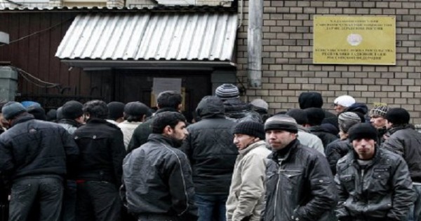 Консульство Таджикистана перестанет продлевать «синие» загранпаспорта