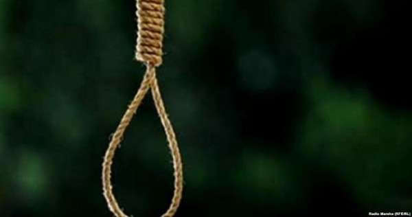 В Петербурге нашли 30-летнего таджикского мигранта повешенным в ванной