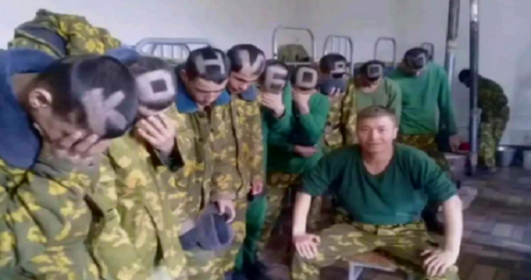 На таджикских пограничников завели уголовное дело за издевательства над новобранцами