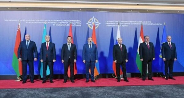 Эмомали Рахмон принял участие в заседании Совета коллективной безопасности ОДКБ