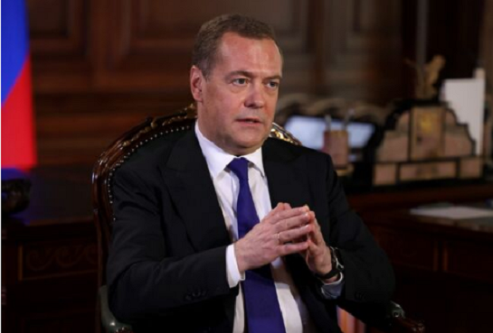 Медведев заявил, что Россия пока не использовала весь свой военный арсенал