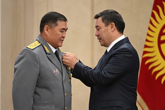 Президент Кыргызстана Садыр Жапаров присвоил Ташиеву высшую степень отличия