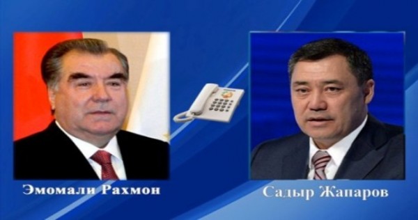 Эмомали Рахмон провел телефонный разговор с Садыром Жапаровым