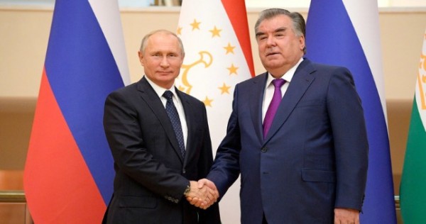 Раскрыты темы разговора "один на один" Путина и Рахмона