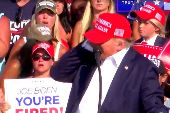 Стала известна личность стрелка на митинге Трампа