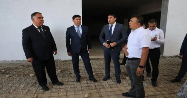 В Худжанде растет число предприятий по выпуску стройматериалов