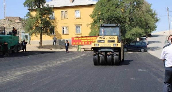 Эмомали Рахмон сдал в эксплуатацию автодорогу «Бустон — Обшорон — Зарнисор»