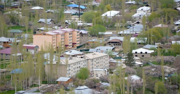 Строительство второго корпуса школы №8 города Хорог завершится в августе 2023 года