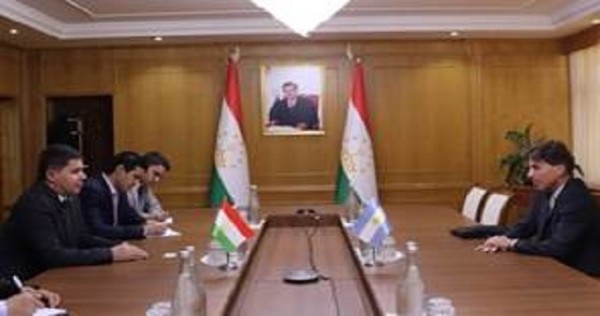 В Душанбе рассмотрели привлечение аргентинского капитала в сферы национальной экономики Таджикистана