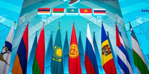 ЕАЭС и Китай разработают свою международную валютно-финансовую систему