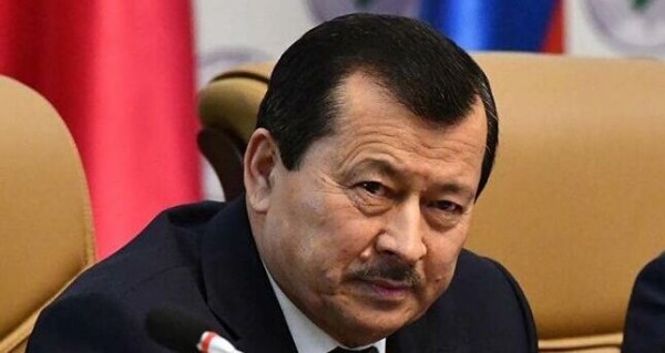 Саймумин Ятимов призвал опираться на правовые акты в решении конфликтов на границе