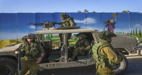 В Израиле заявили, что не пропустят топливо в Газу, даже если всех заложников освободят