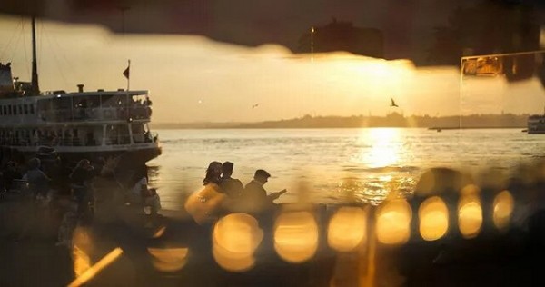 Ученый сообщил об угрозе цунами из-за возможного землетрясения в Стамбуле
